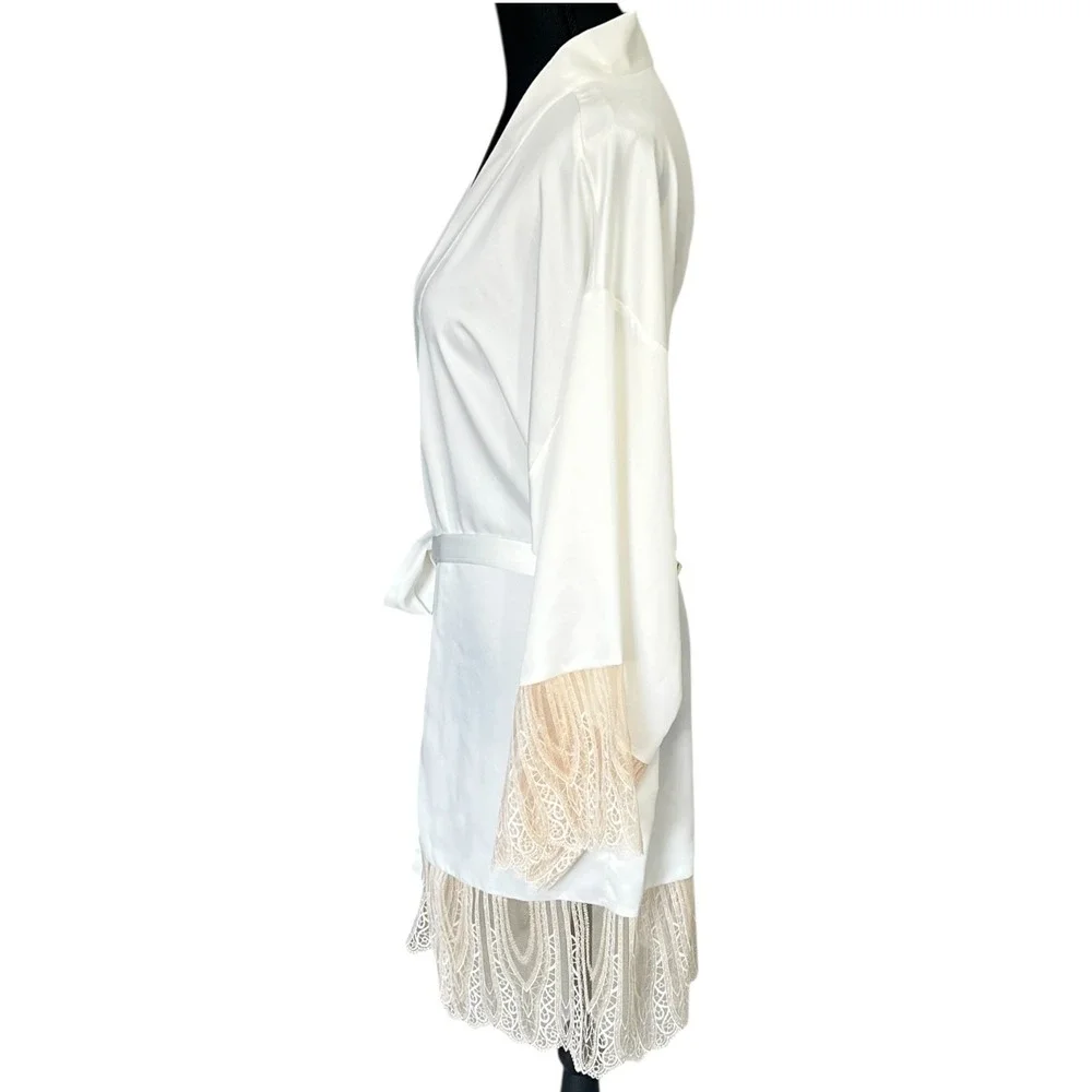 Flora Nikrooz Lace Satin Bridal Getting‎ Ready Robe XL Ivory Wedding